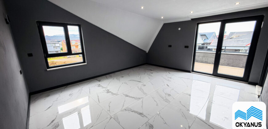 KOCAALİ’DE SATILIK 3+1 DENİZE KOMŞU LÜKS VİLLA